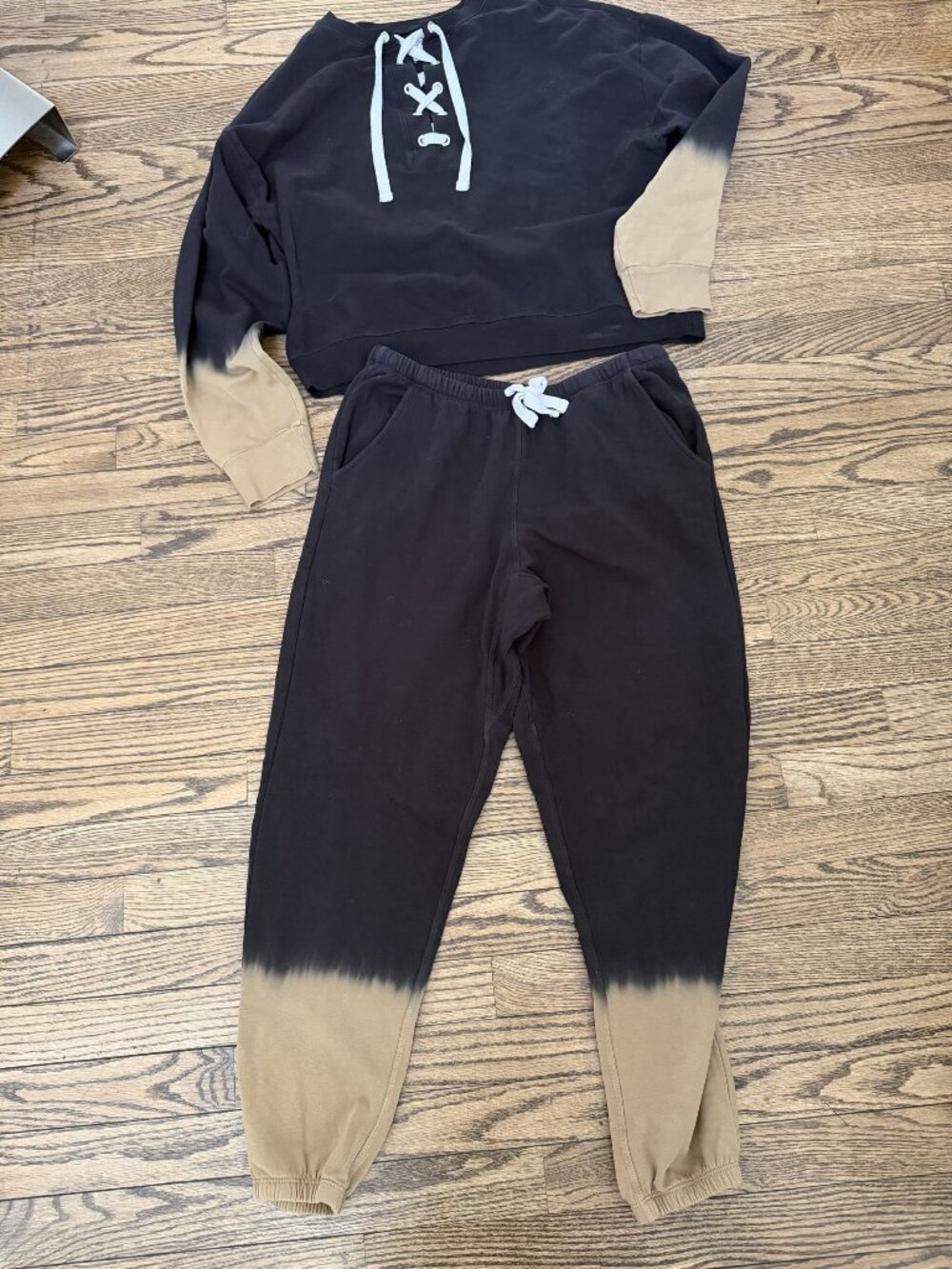 Electric & Rose Sweatpants + Sweatshirt Size Small